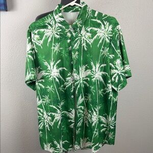 Men's Green Palm Print Short-Sleeve Shirt